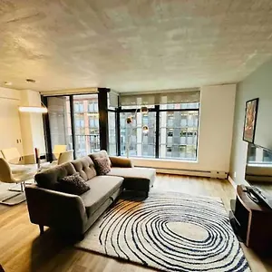  Apartment Downtown Luxe